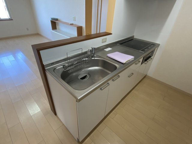 Ｌａｕｌｅ’ａ９条【キッチン】