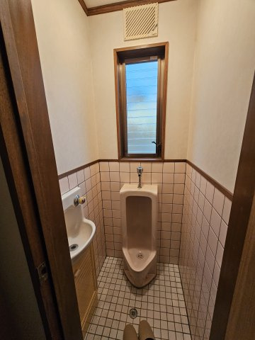 鳥取市若葉台南6丁目  中古戸建て【トイレ】