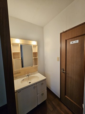 鳥取市若葉台南6丁目  中古戸建て【独立洗面台】