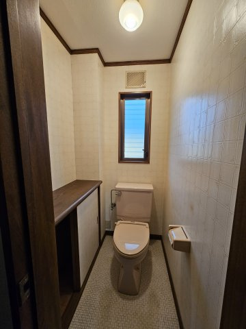 鳥取市若葉台南6丁目  中古戸建て【トイレ】