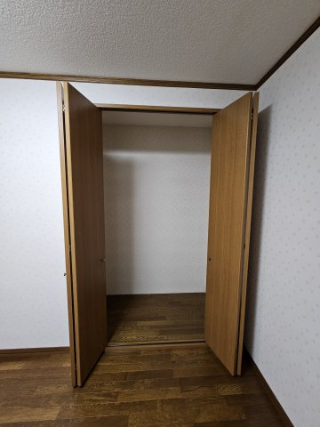 鳥取市若葉台南6丁目  中古戸建て【収納】