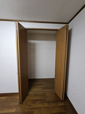 鳥取市若葉台南6丁目  中古戸建て【収納】