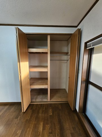 鳥取市若葉台南6丁目  中古戸建て【収納】