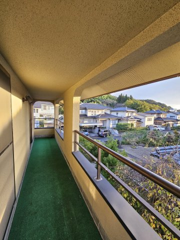 鳥取市若葉台南6丁目  中古戸建て【バルコニー】