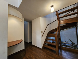 鳥取市若葉台南6丁目  中古戸建て【玄関】