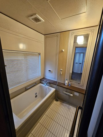 鳥取市若葉台南6丁目  中古戸建て【浴室】