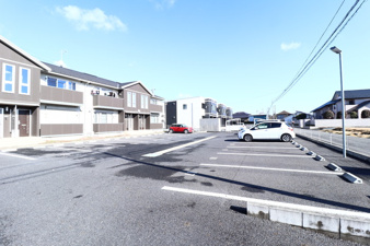 サンセールＴＫＮ Ｂ【駐車場】駐車場