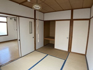 司ハイツ【寝室】