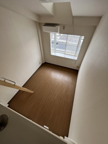 コスモハイツ多治見【洋室】