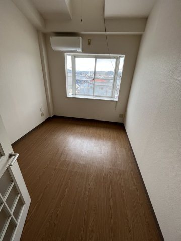 コスモハイツ多治見【居間・リビング】