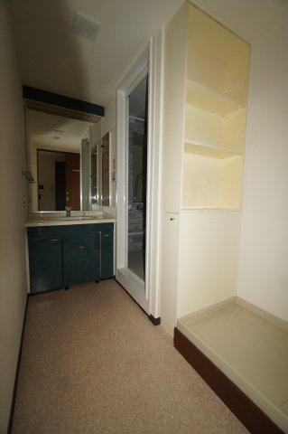 クリオ西川口伍番館【独立洗面台】