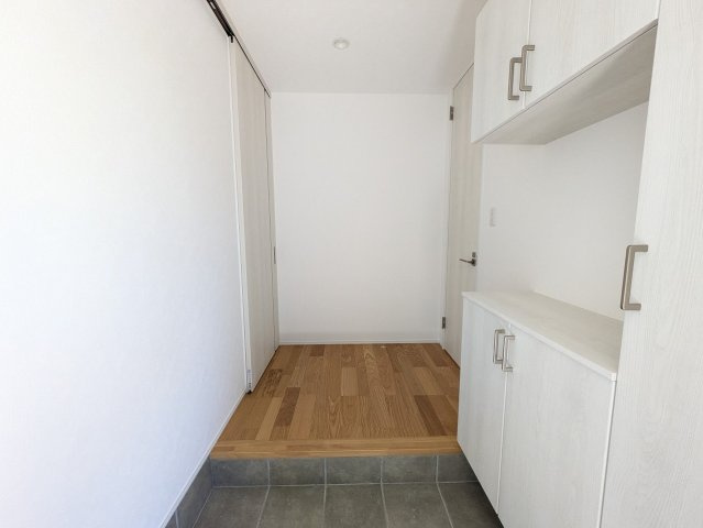 ただいまの瞬間につながる幸せ。明るくオープンな空間です