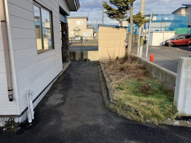 愛国東３丁目39-1082売家【庭】