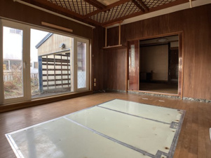 愛国東３丁目39-1082売家【居間・リビング】