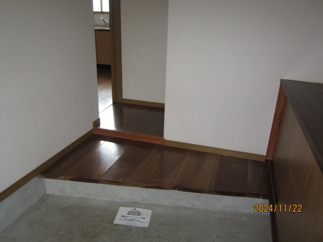 大黒田中古【玄関】