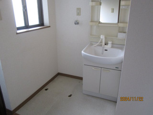 大黒田中古【独立洗面台】