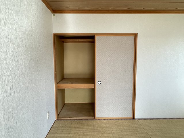 サンブライトハイツⅣ【収納】