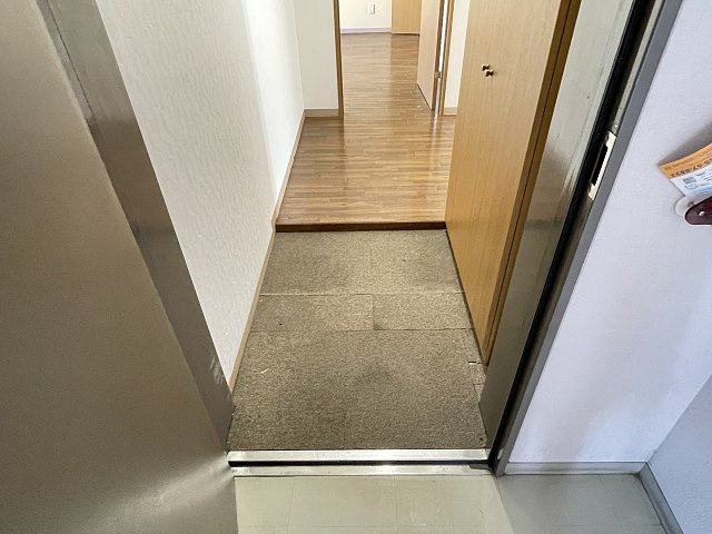 サンブライトハイツⅣ【玄関】