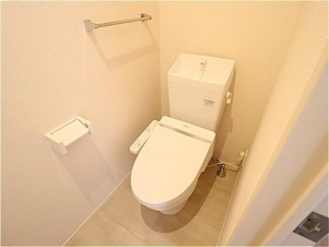 ドッググレイスコート【トイレ】温水洗浄暖房便座