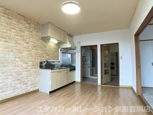 ◎収益物件◎メゾン小間【居間・リビング】