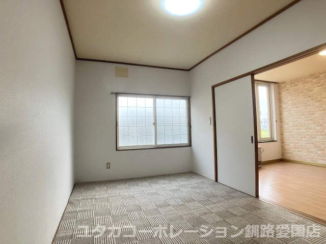 ◎収益物件◎メゾン小間【その他】カーペットのお部屋