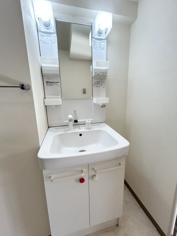 八幡マンション【独立洗面台】