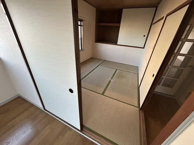 平和マンション【和室】