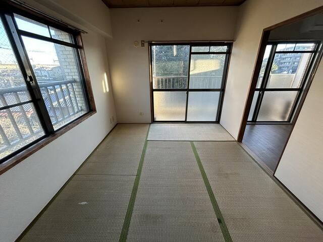 平和マンション【和室】