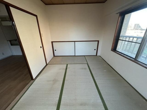 平和マンション【和室】