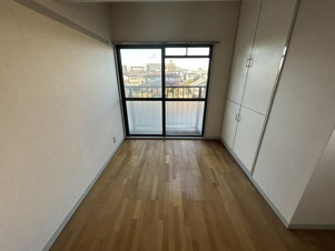 平和マンション【洋室】