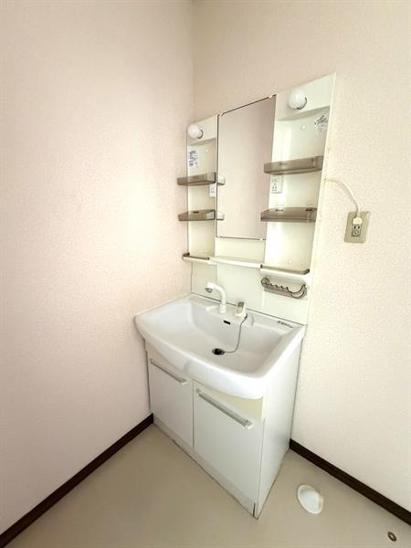 独立洗面台です。