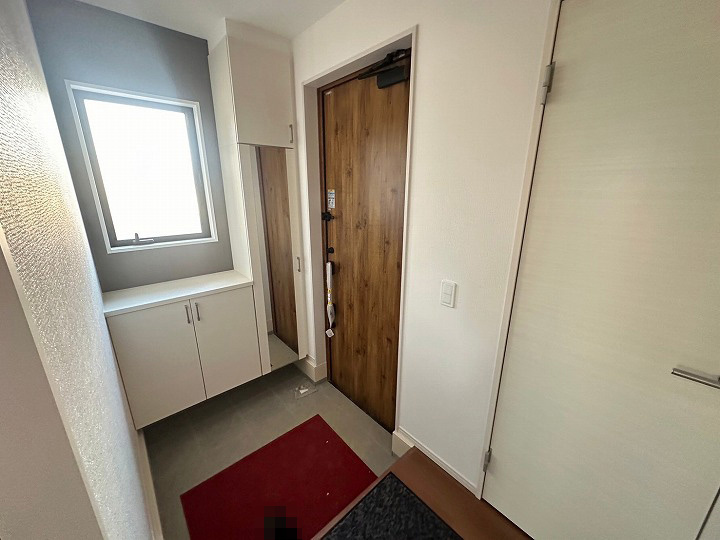 ただいまの瞬間につながる幸せ。明るくオープンな空間です