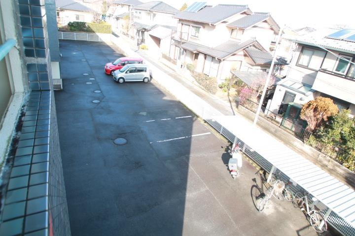 停めやすい駐車場ですね！
