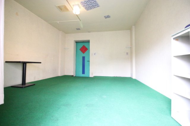 つくば市谷田部の店舗事務所【内装】物件の内装-洋室１