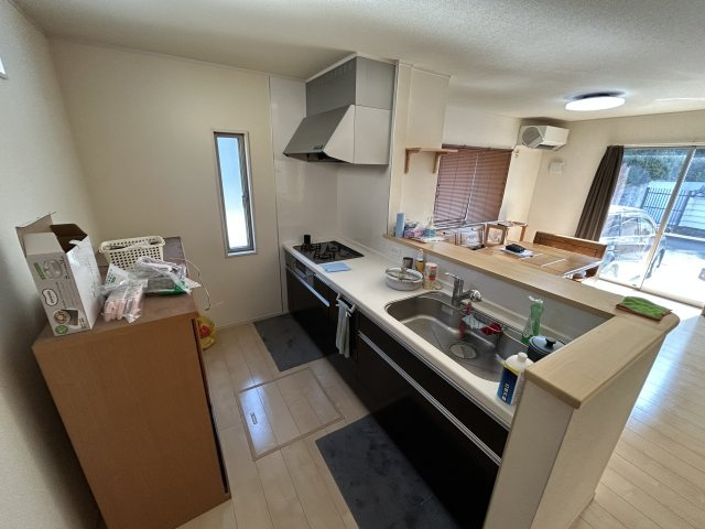 諏訪町３丁目売家【キッチン】