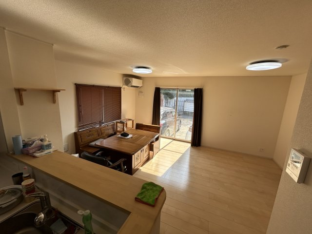 諏訪町３丁目売家【居間・リビング】