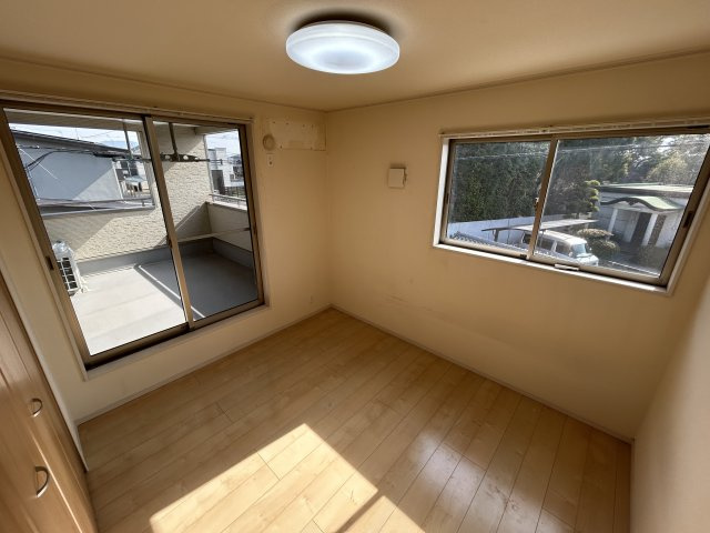 諏訪町３丁目売家【洋室】