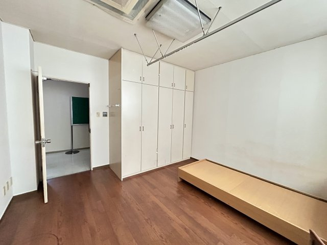 ジョイタウンはるひ【洋室】