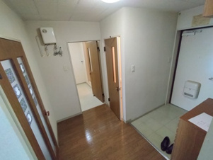 サンブライトハイツＮＯ３【玄関】