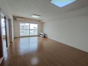 サンブライトハイツＮＯ３【居間・リビング】