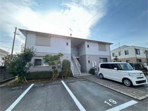 エバーグリーンC棟【外観】