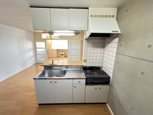 ヴィラ・ナヴォーナ【キッチン】