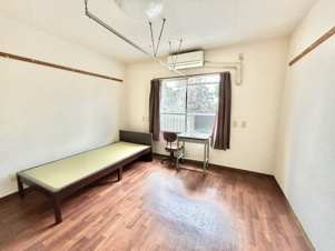 ジョイタウンはるひ【洋室】