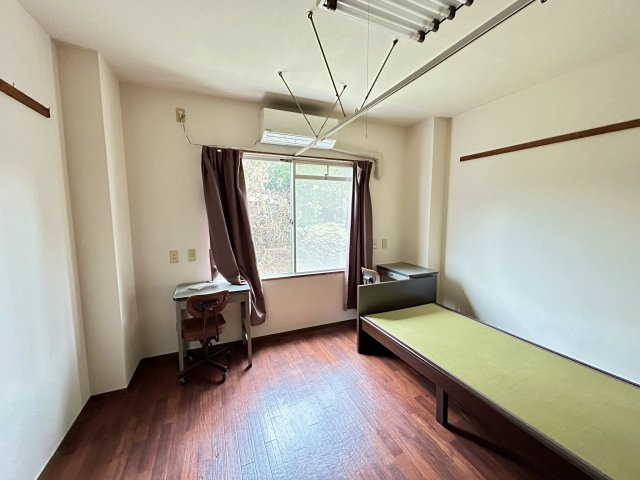 ジョイタウンはるひ【洋室】