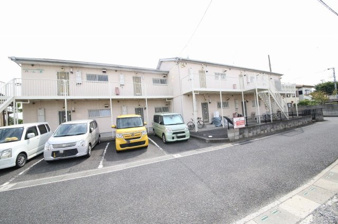 ハイム亀尻Ⅰ【駐車場】