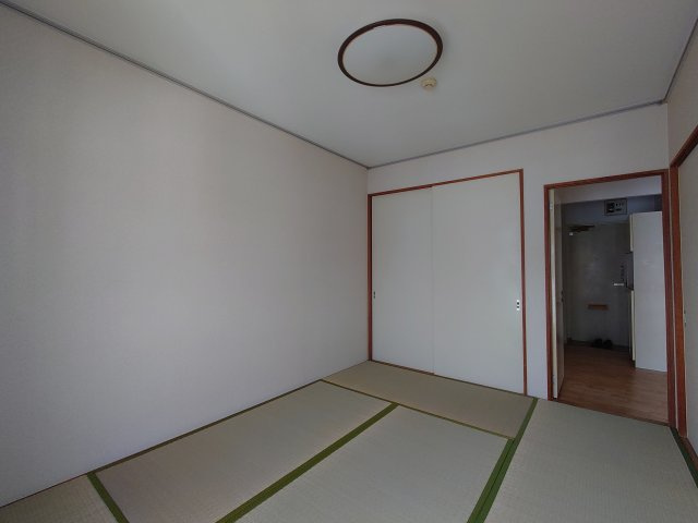 エステートピア北大宮【和室】