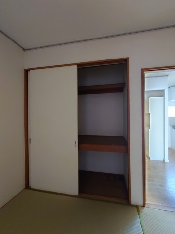 エステートピア北大宮【収納】