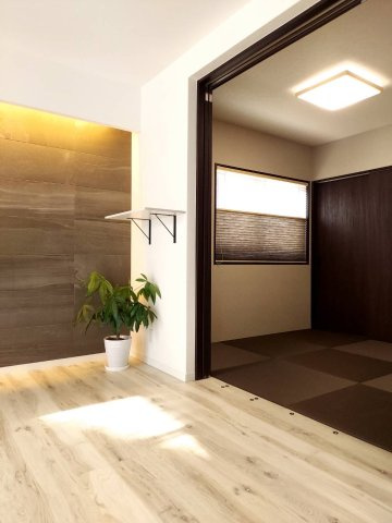 鳥取市江津中古戸建て【居間・リビング】