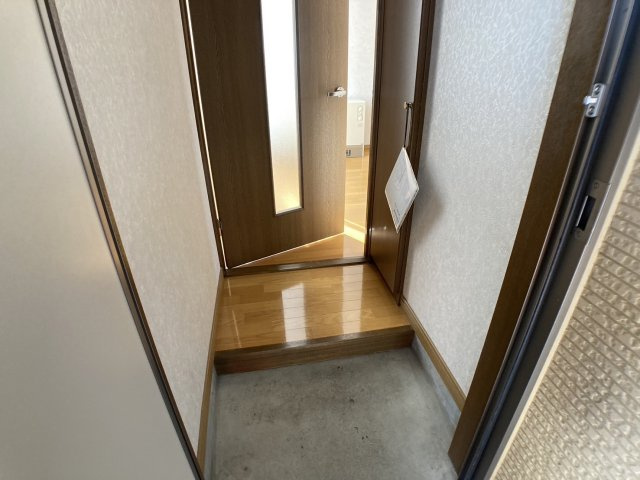 ＰＬＡＩＮ⑤【玄関】