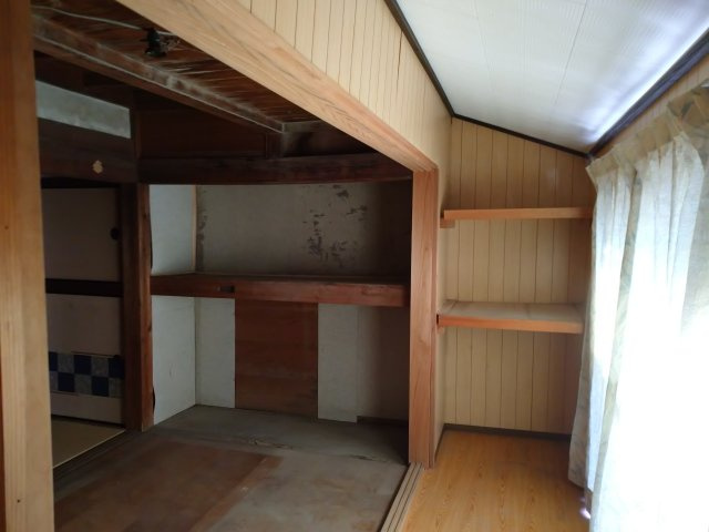鳥取市国安中古戸建て【収納】